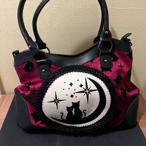 Stylish Black and Red Cat Design Women's Bag (PRE-OWNED) (READ DESCRIPTION)